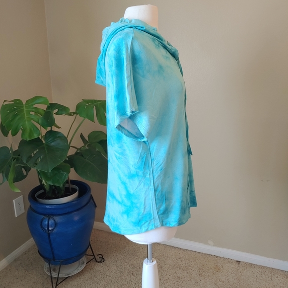 Workshop - Short sleeve, front pocket, tie dye hoodie Size XS NWT!! - Picture 2 of 7